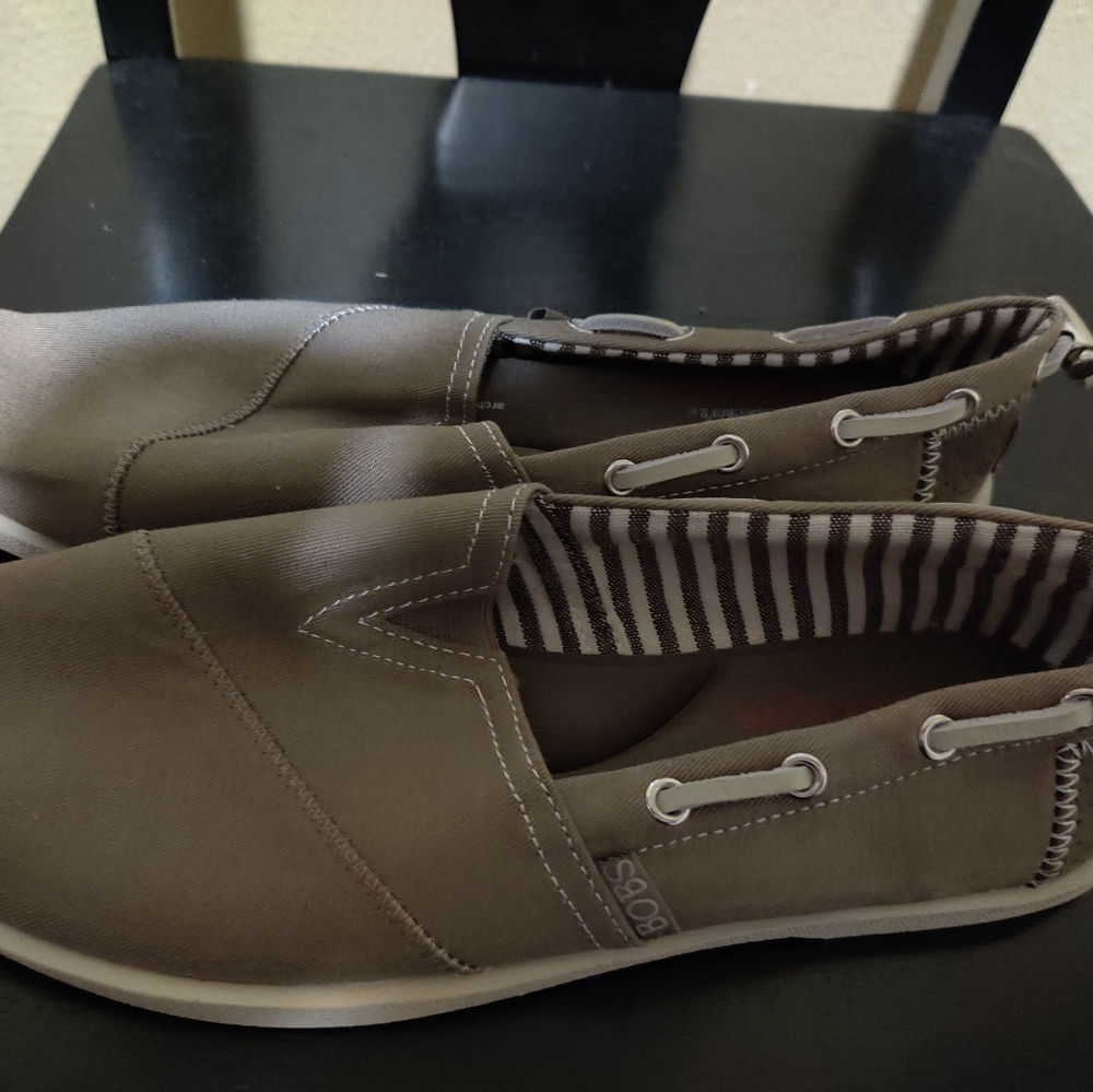 Bob's boat shoes
